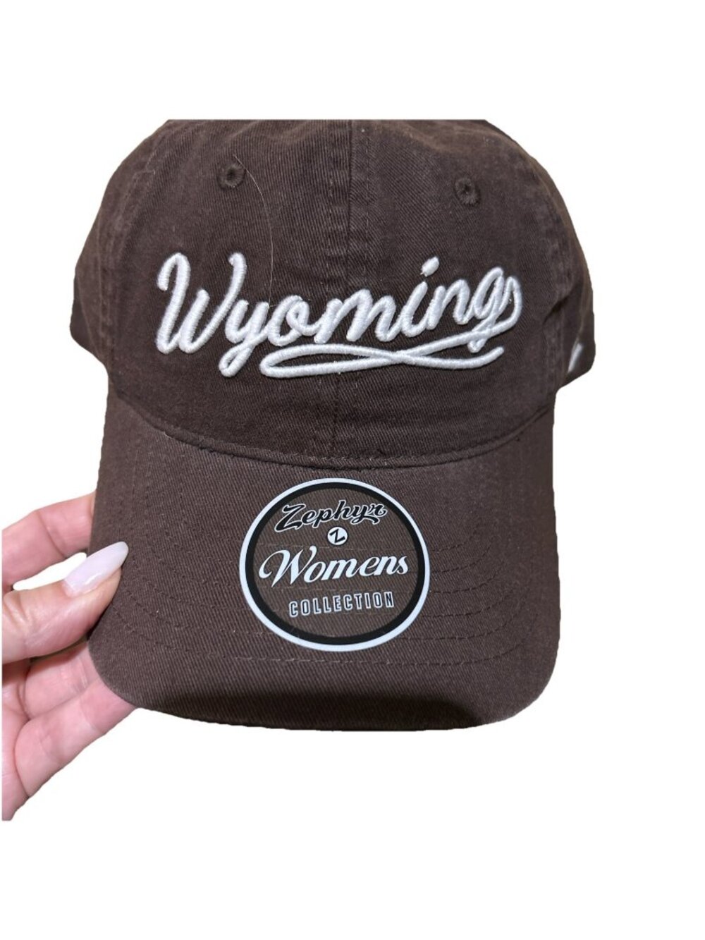 WYOMING COWBOYS NCAA ZEPHYR UNIVERSITY Script BROWN Women’s HAT NWT!